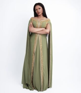 Majestic Arabian Princess Gown - Regal Flowy Formal Dress for Traditional Celebrations & Special Occasions