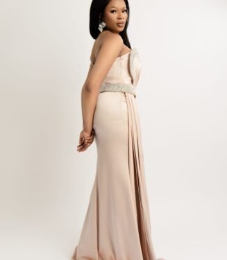 Elegant Single Strap Evening Prom Dress - Sleek Modern Formal Gown for Proms & Galas
